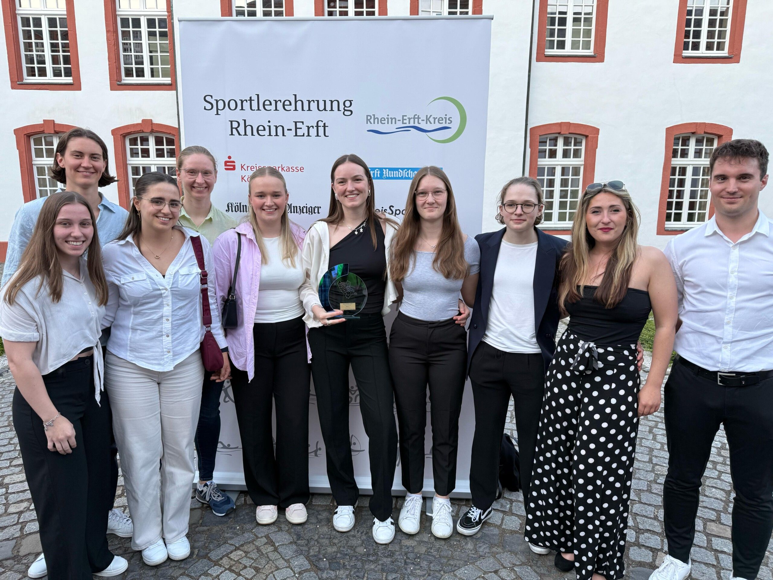 Pulheim Vipers Damen sind Mannschaft des Jahres im Rhein-Erft-Kreis